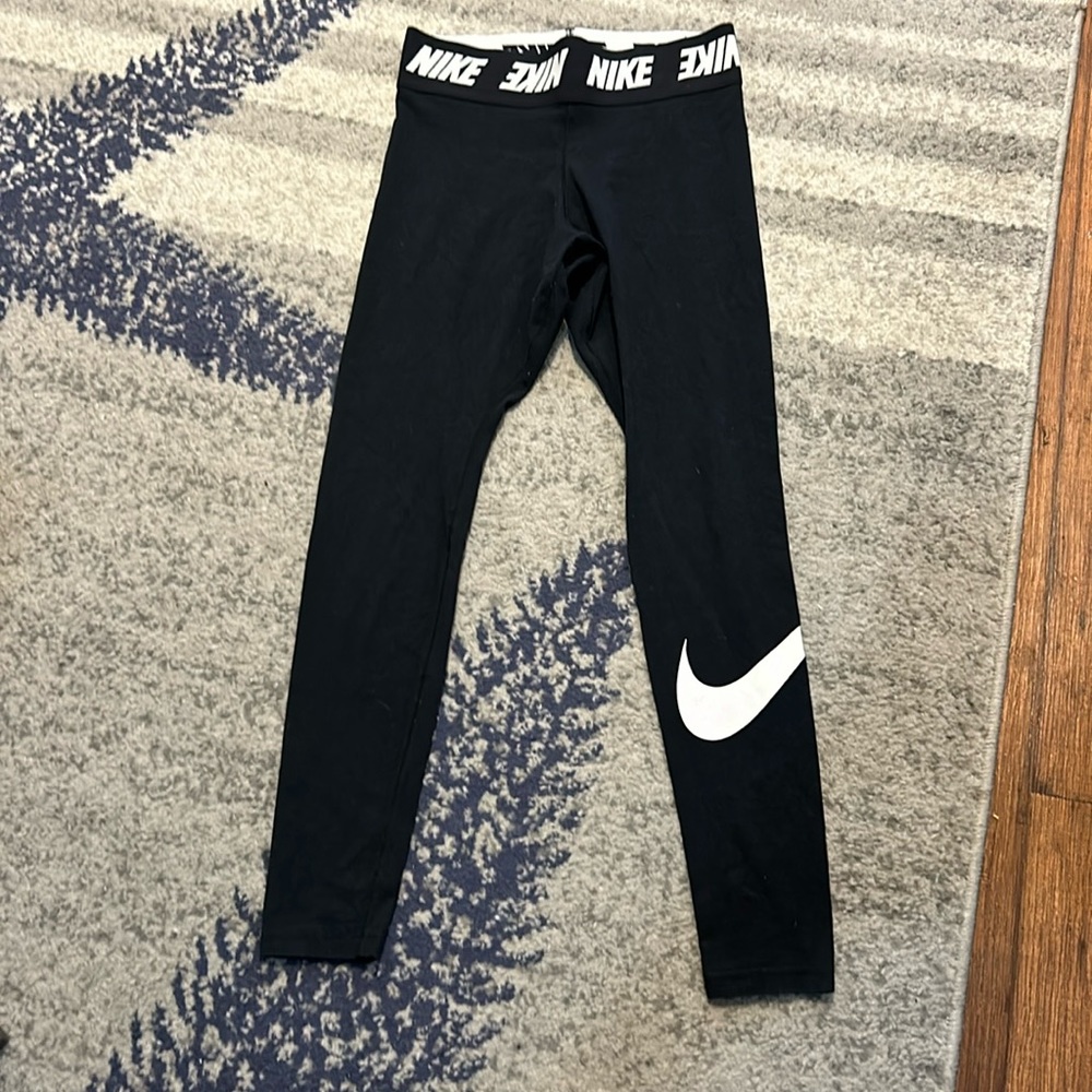 🔥 3 for $20 Nike leggings S